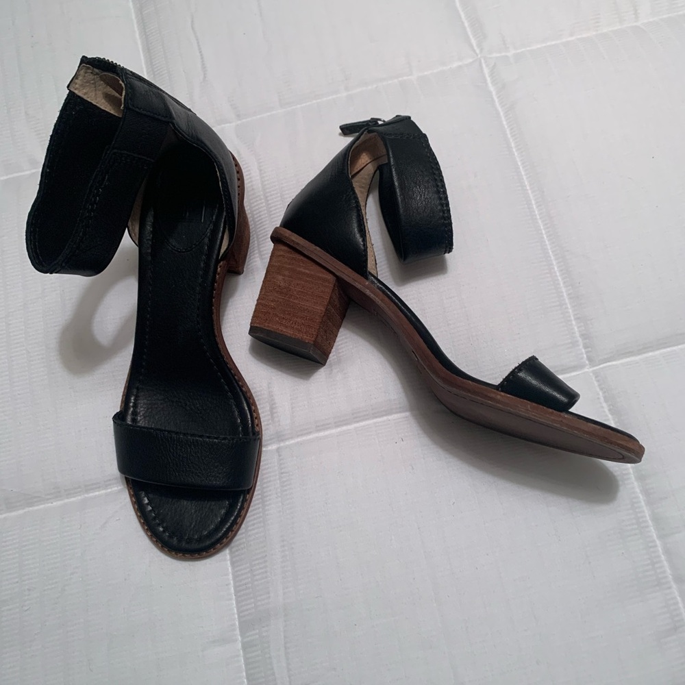 Frye “Brielle” back zip women's Black Leather Zipper Ankle Strap Heels Shoes